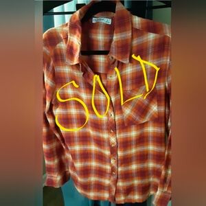 NWOT ARIZONA JEAN CO SIZE SMALL MULTI-COLOR PLAID SHIRT